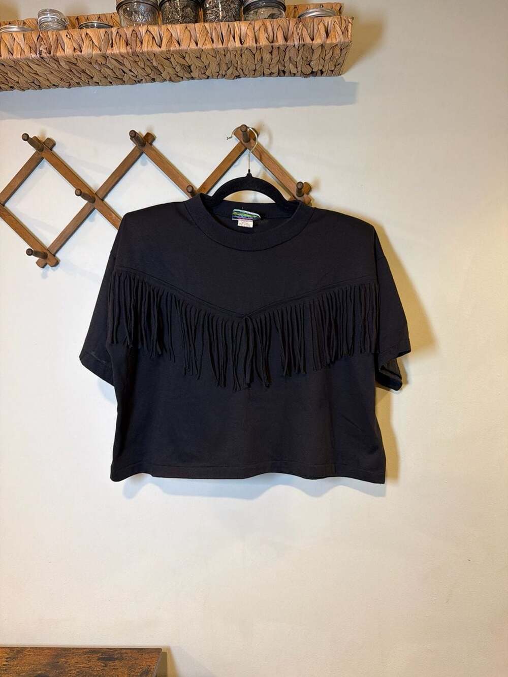 Sky Lite Vintage Black Fringe Cropped T-Shirt Size Medium